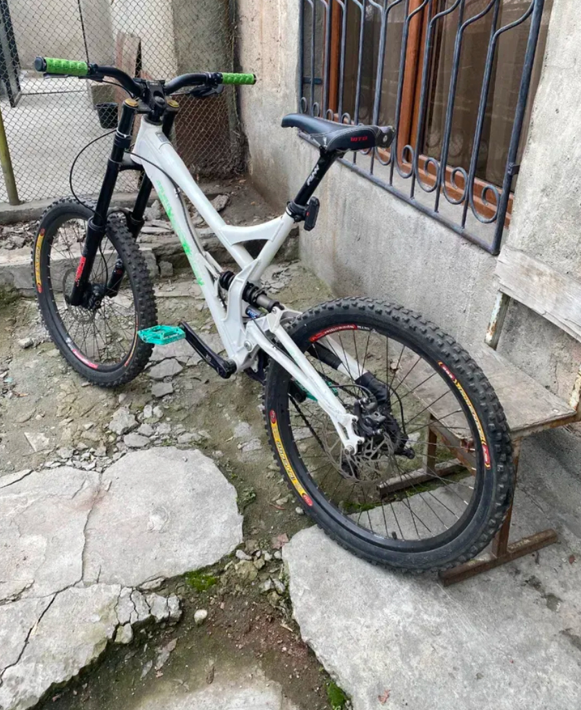 Iron Horse Pro Downhill