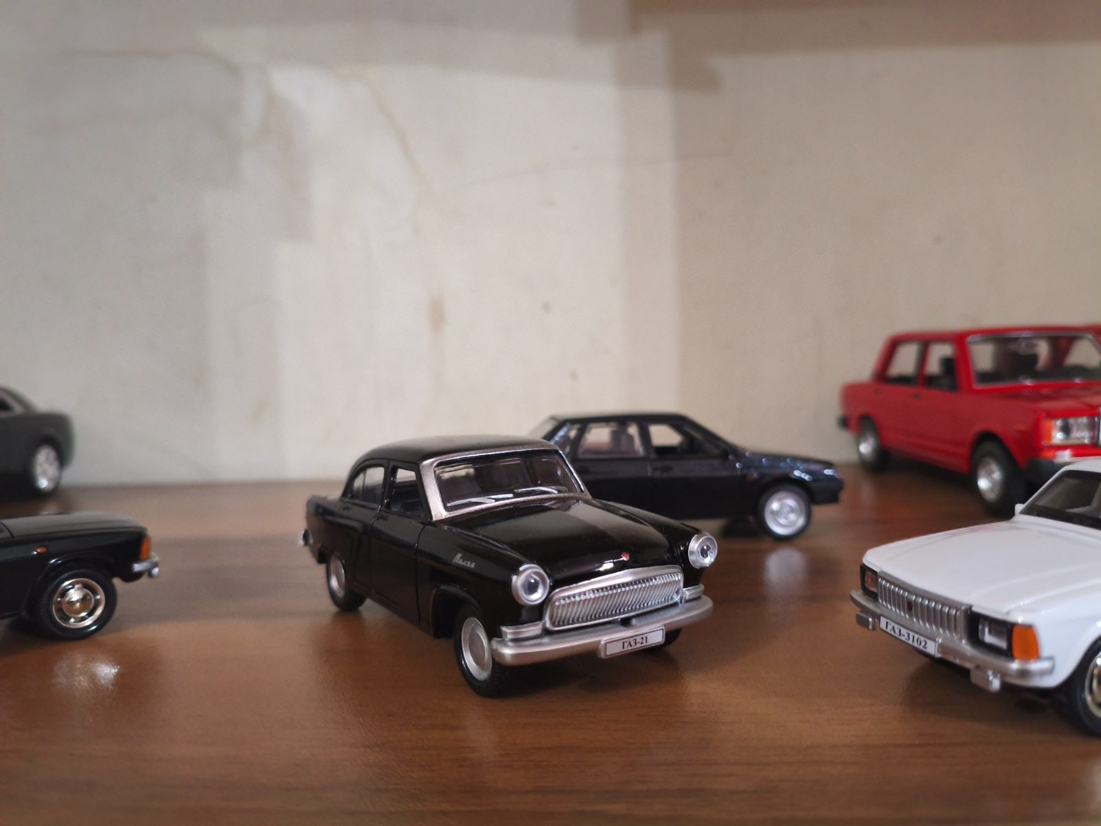 Metal collectible cars