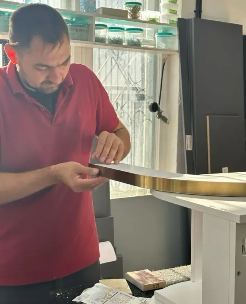 Կահույքագործ - Վարպետ