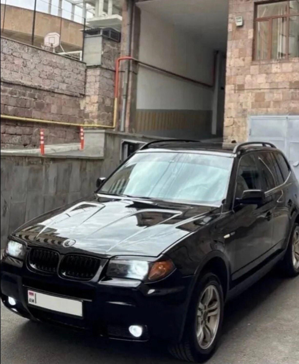 BMW x3 գտնվում է լավ վիճակում չունի ոչ մի խնդիր