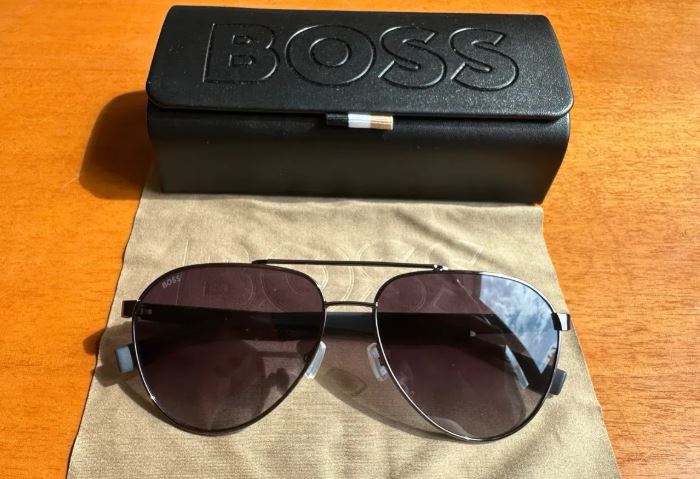 Hugo Boss արևային ակնոց