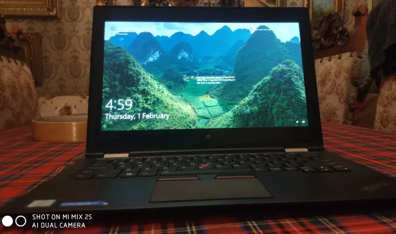 Lenovo yoga notebook, նոութբուք տրանսֆորմեր լենովո էկրան սենսոր, Լենովո ականջակալներով