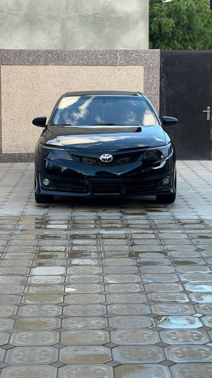Camry V50 2.5 SE