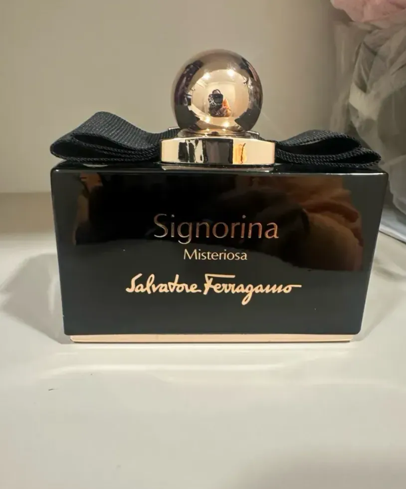 Signorina, Salvatore Ferragamo