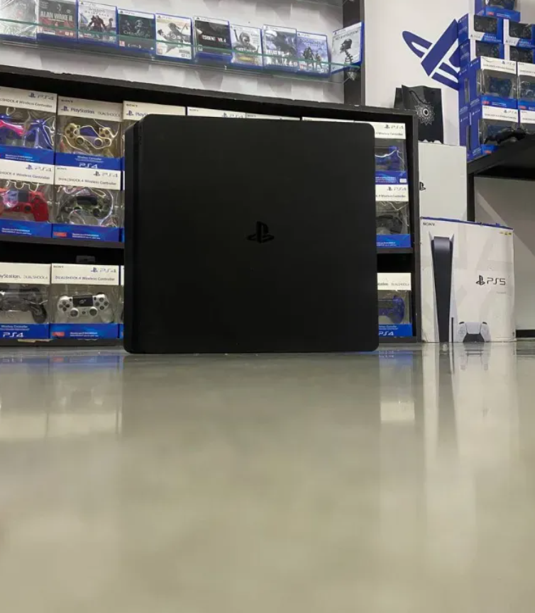 Ps4 Palaystation 4 Slim 500 GB + 7խաղ 6 Ամիս երաշխիք նաև խաղերով