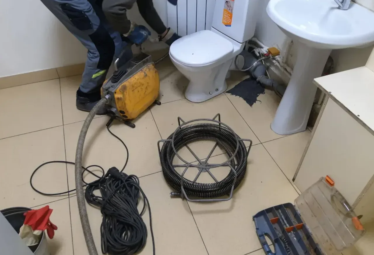 Կոյուղիների մաքրում, կյուղիների բացում կանալիզացիա մաքրող, զասենի մաքրող, բացող, Սանտեխնիկ, 24/7
