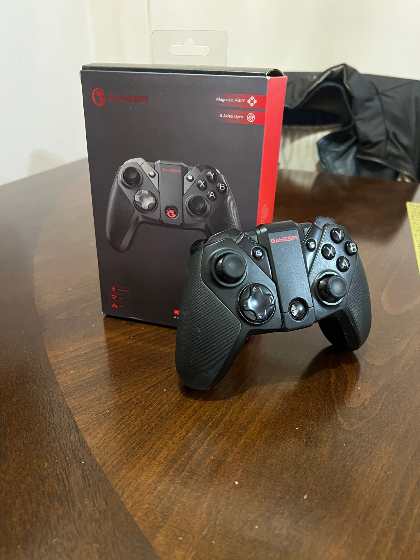 Gamesir g4 pro gamepad
