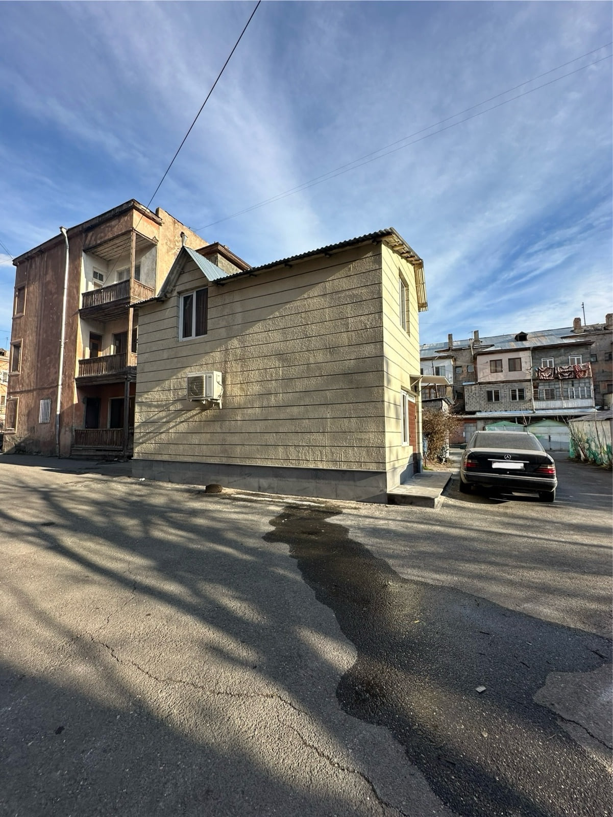 Վաճառվում է սեփական տուն երրորդ մասում
