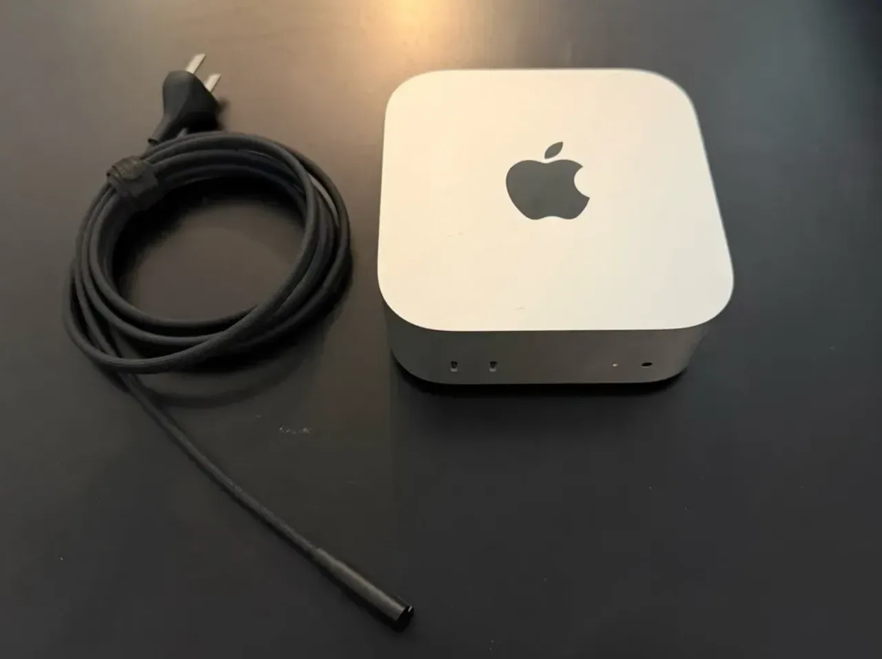 Mac Mini A3238 / Apple M4 / 16 Ram / 256 SSD