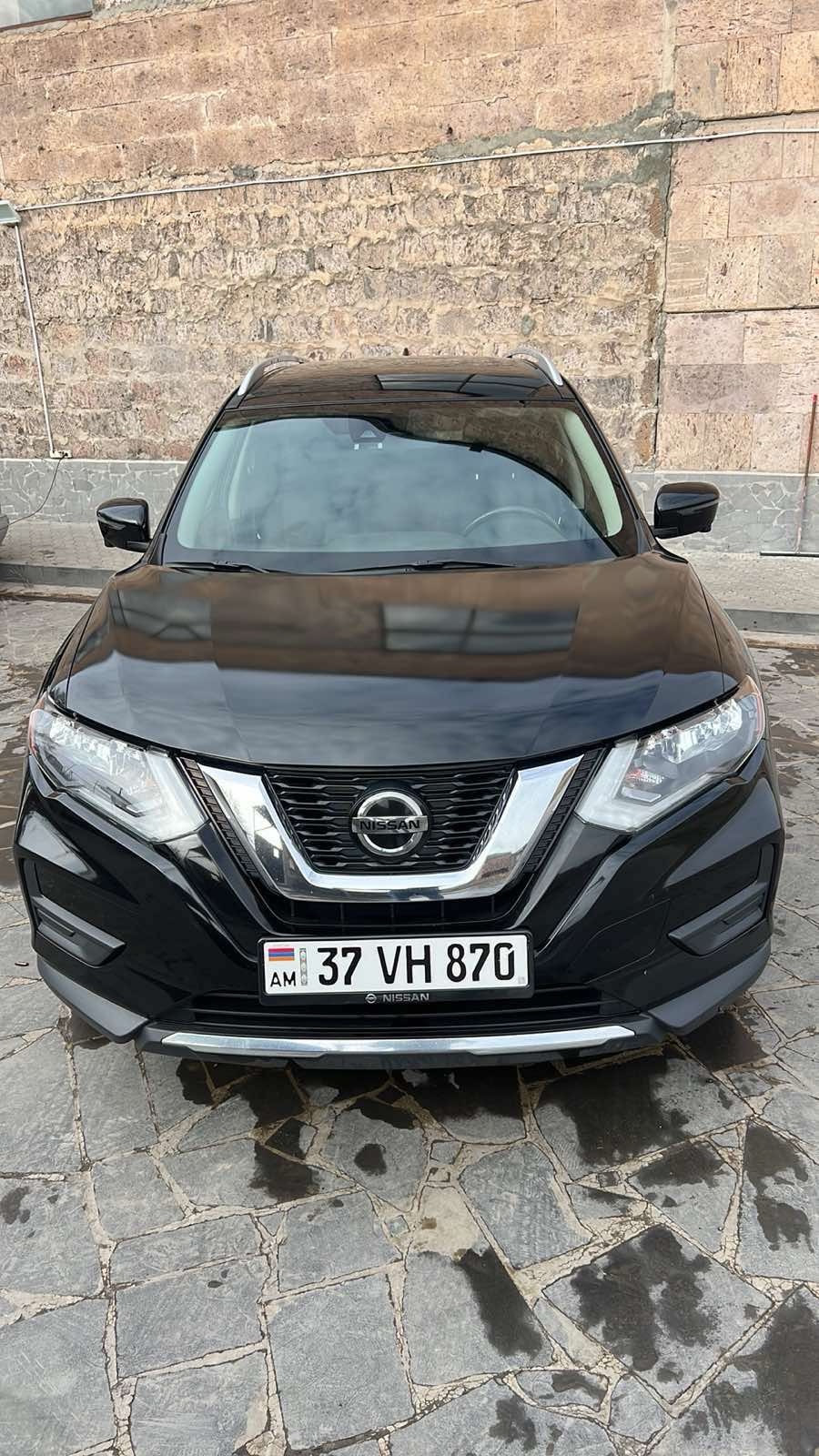 Nissan rogue 2018