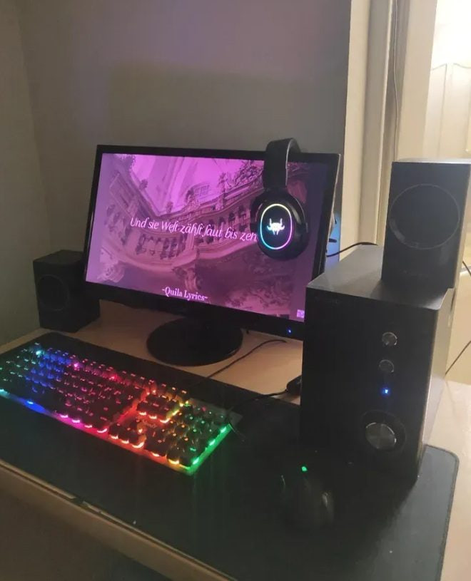 Hamakargich ir amen  inchov , windows 10 , 128 gb ssd , bloody stexnashar , x7 xaxayin muk 