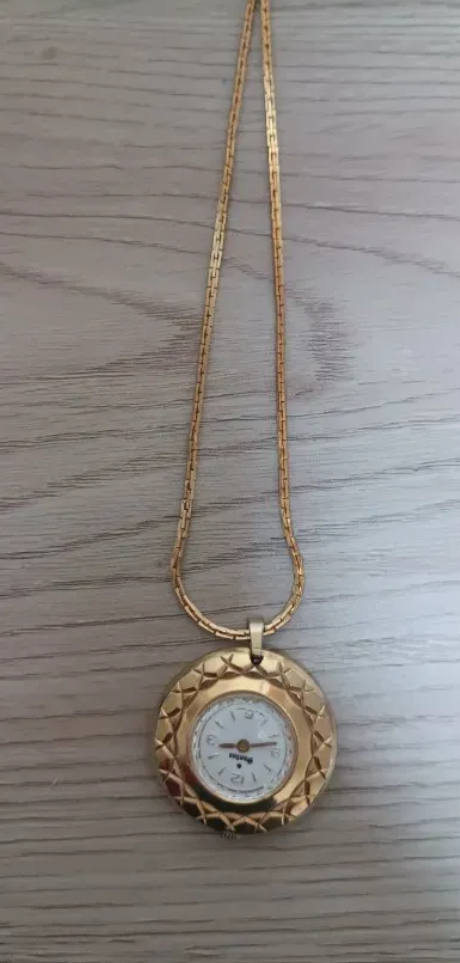 Շվեյցարական Santus կախազարդ ժամացույց