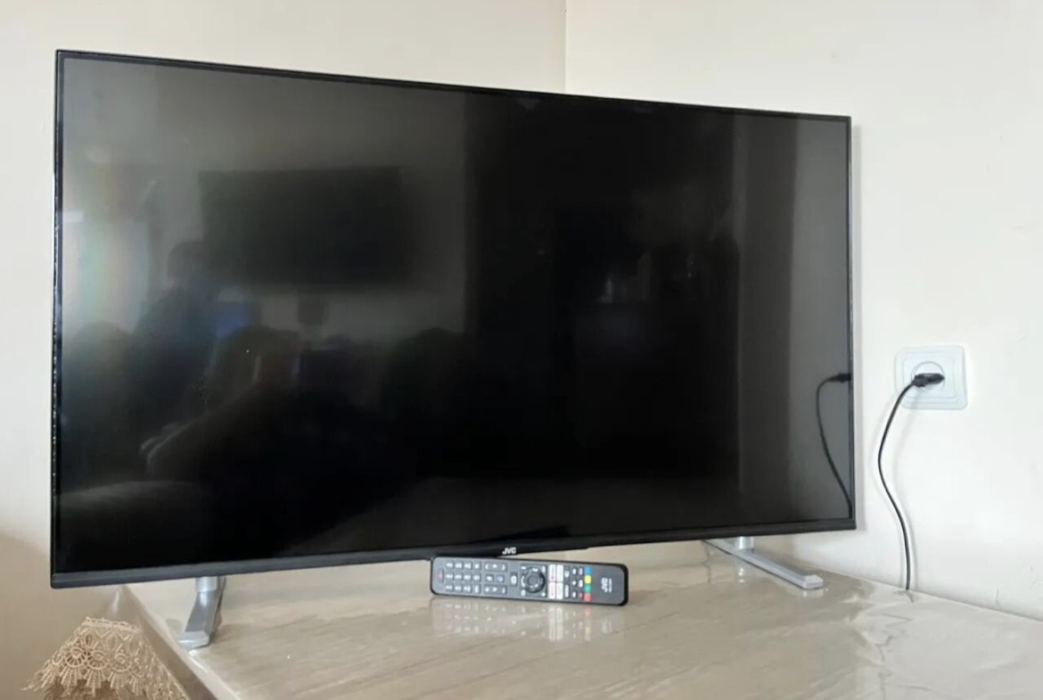 Հեռուստացույց JVC Smart TV