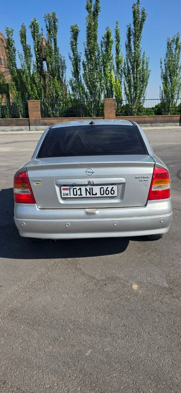 Վաճառվում է Opel Astra