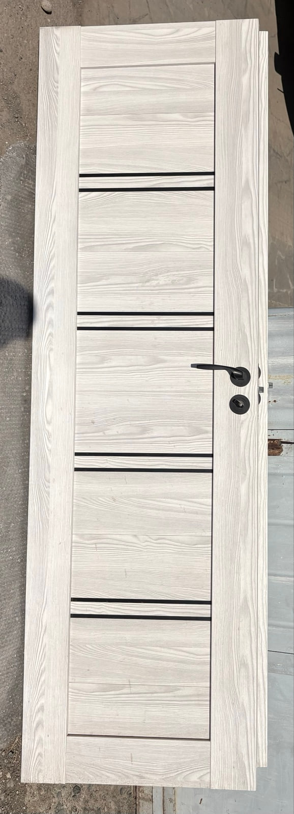 Միջսենյակային դռներ 2 հատ