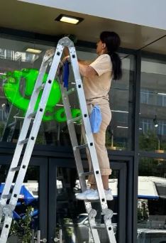 Մասնագիտացված Մաքրման ծառայություններ Modern Cleaning Service Տների տարածքների մաքրում նաև վերանորոգումից հետո