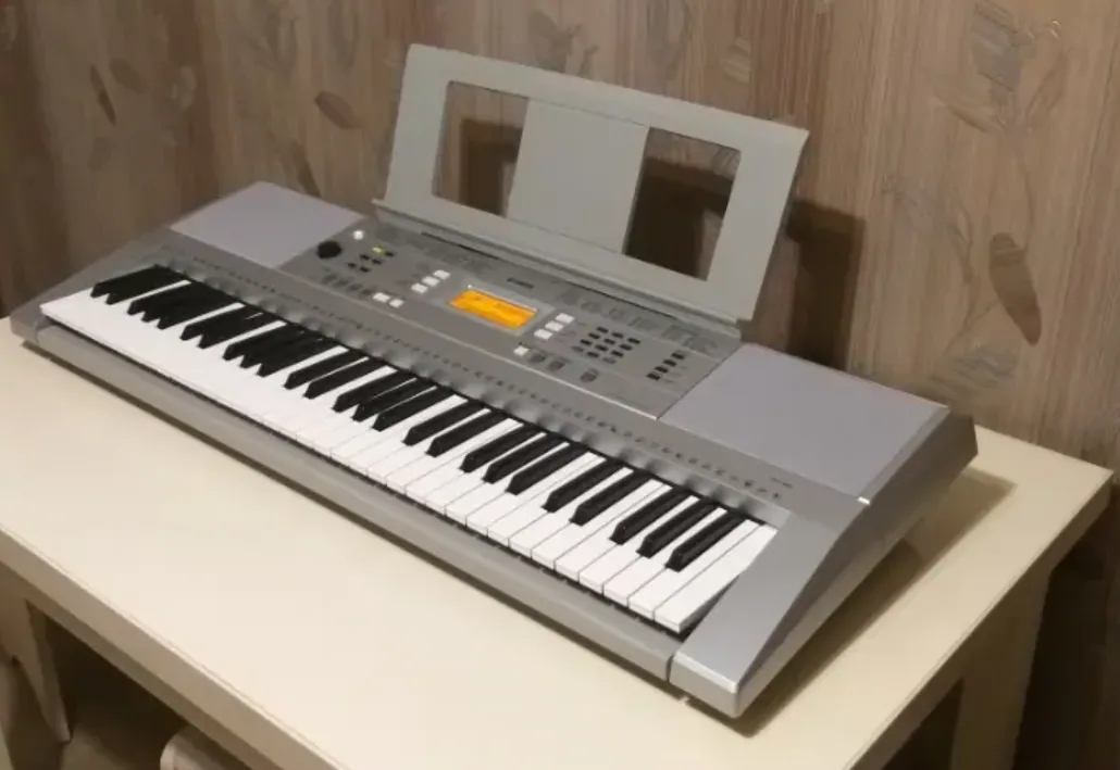 Yamaha YPT-340 հայկական տակտերով սինթեզատոր, Սինթեզատոր, Synthesizer