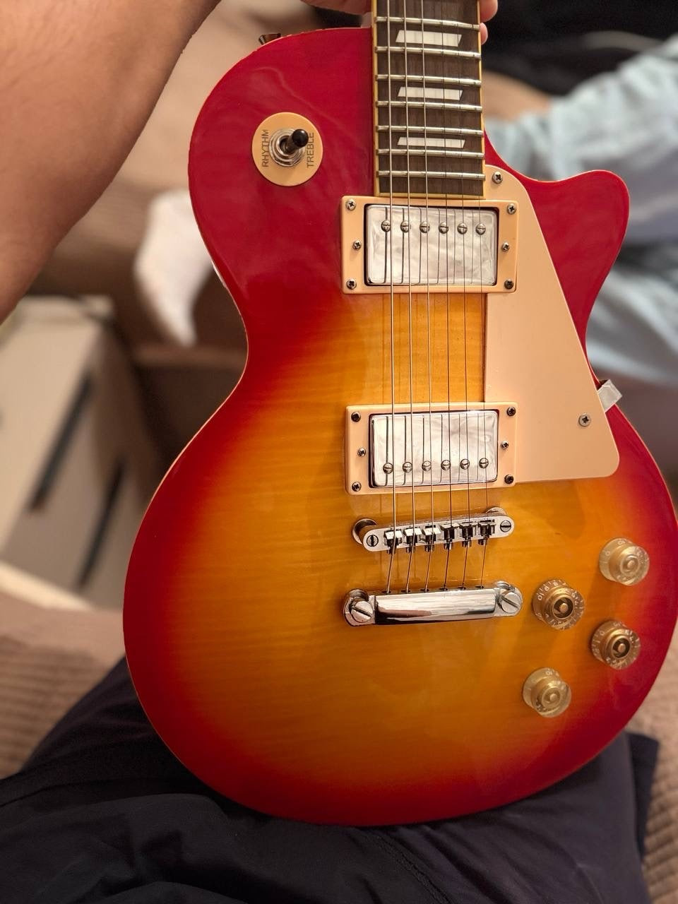 Էլեկտրական կիթառ Lucky Star Les Paul (Cherry Sunburst) / Էլեկտրական կիթառ