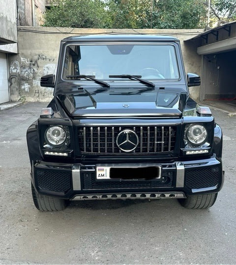 Mercedes-Benz G500