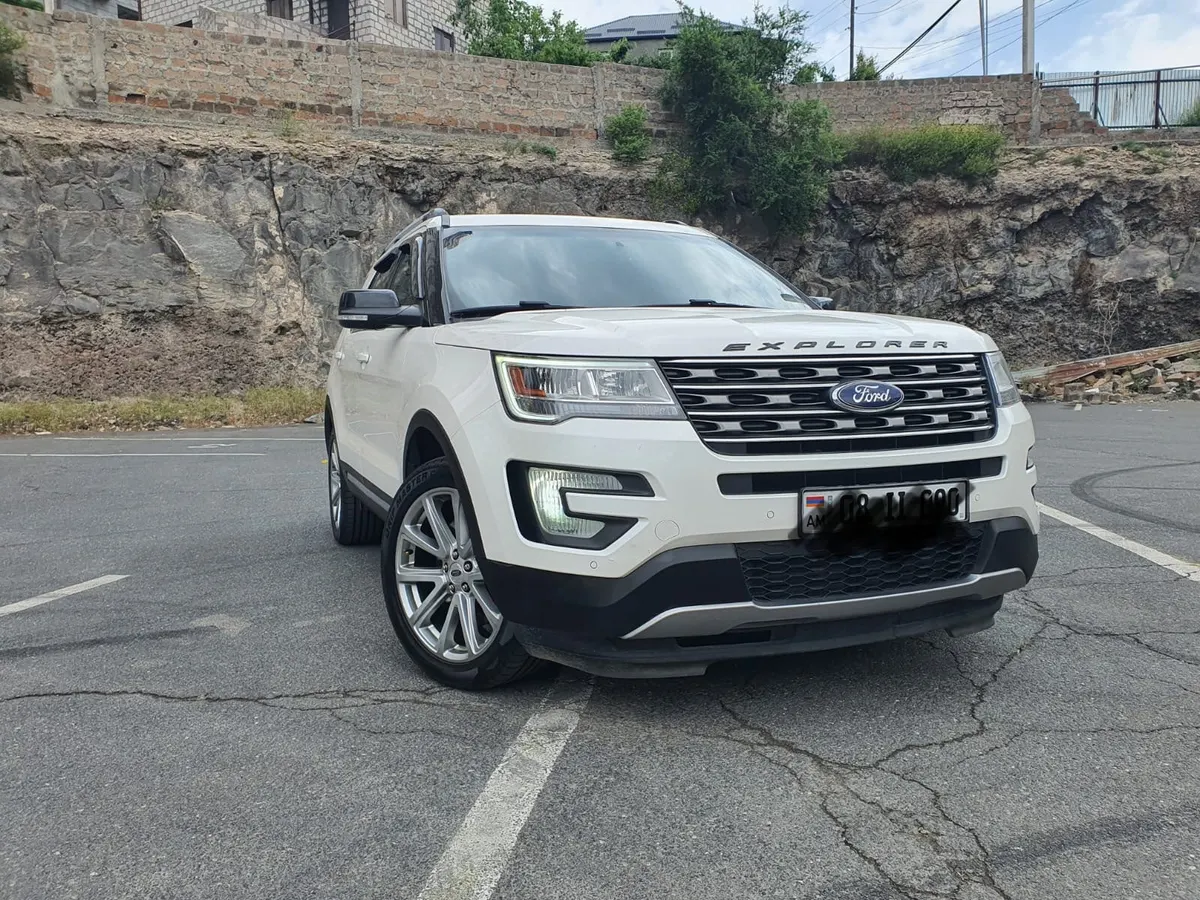 Ford Explorer