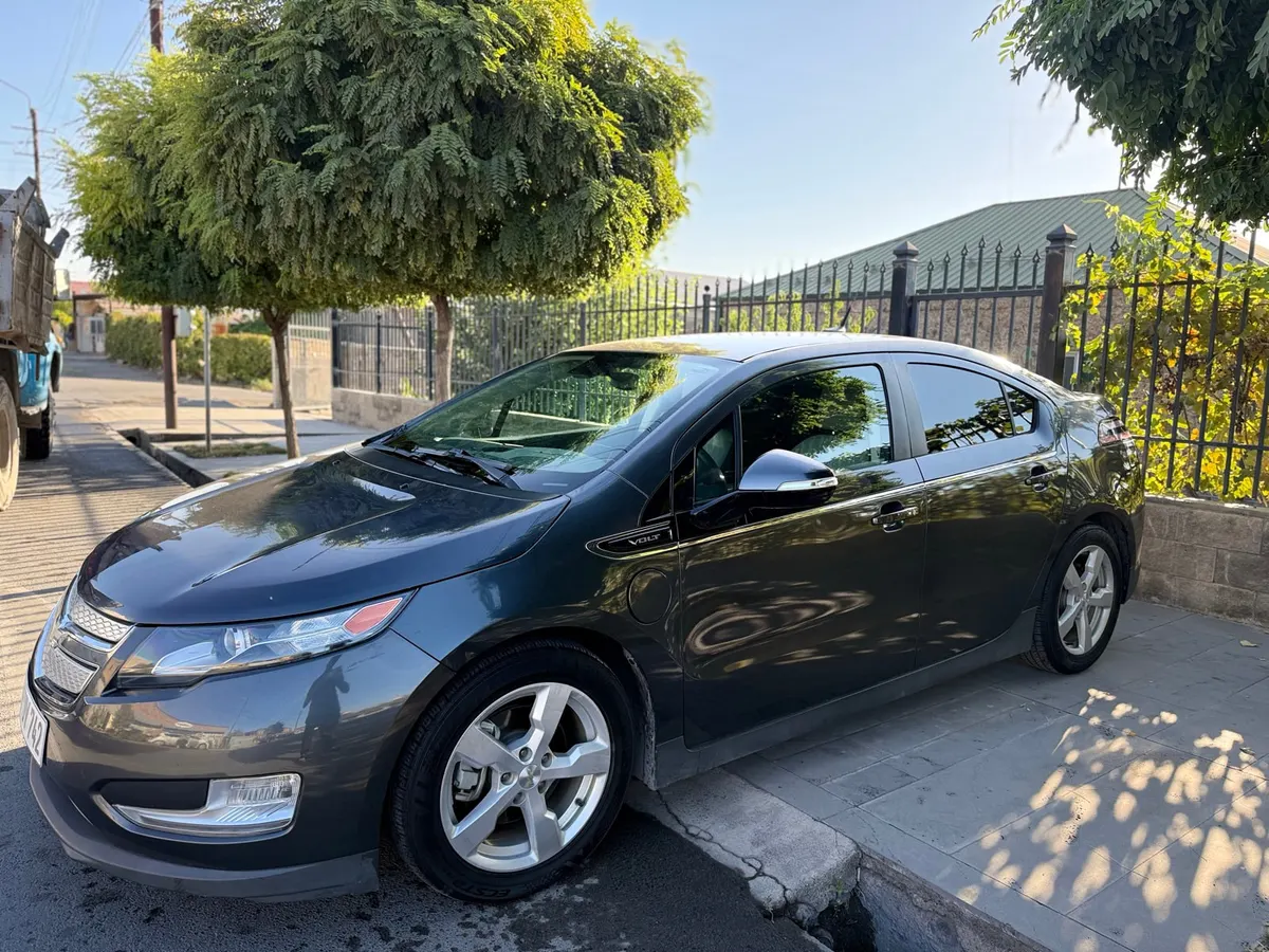 Chevrolet Volt 1