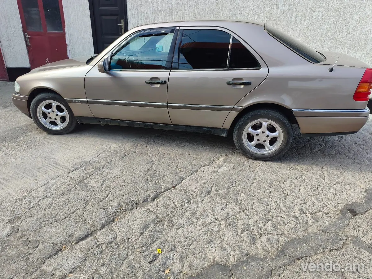 W202