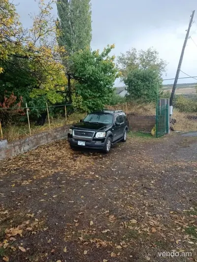 Մեքենան շատ լավ վիճակում է