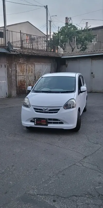 Daihatsu mira