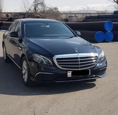 Mercedes Benz E300 4Matic