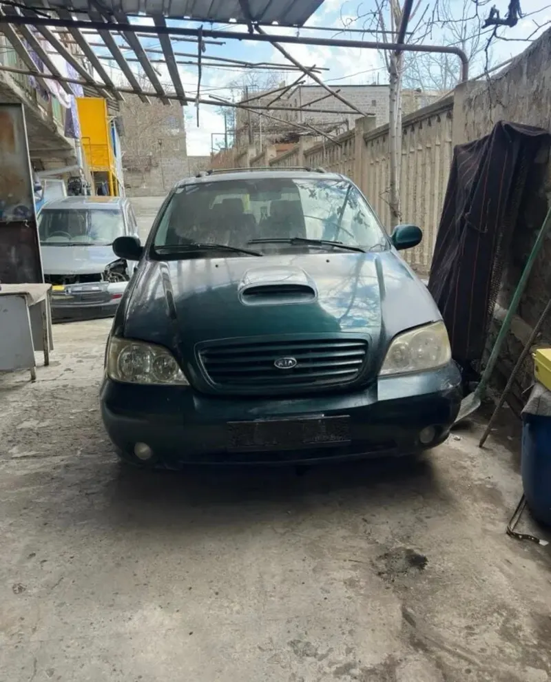 KIA Carnival 2001г дизель