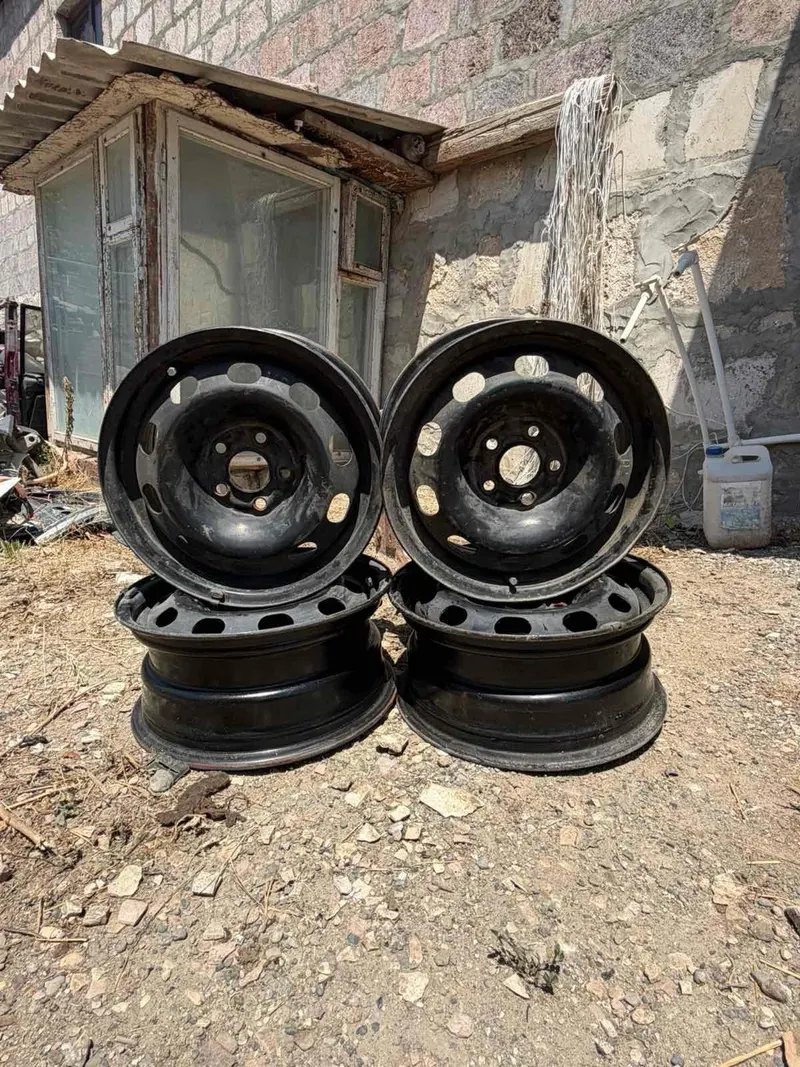 Առանց պագրիշկա անիվներ R14