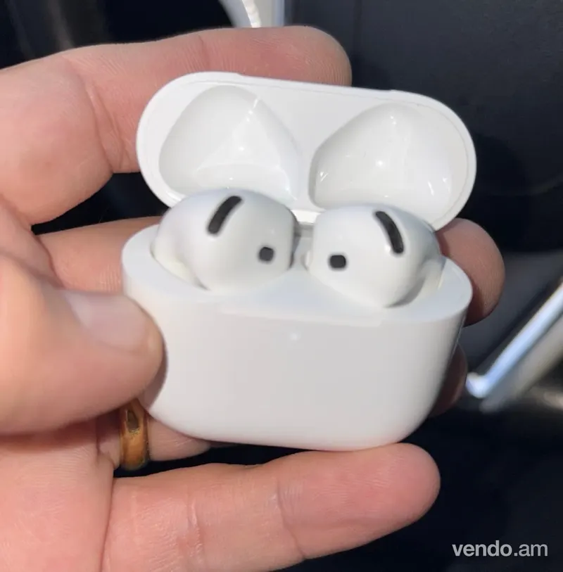 Apple Airpods 4 օրիգինալ օգտագործված
