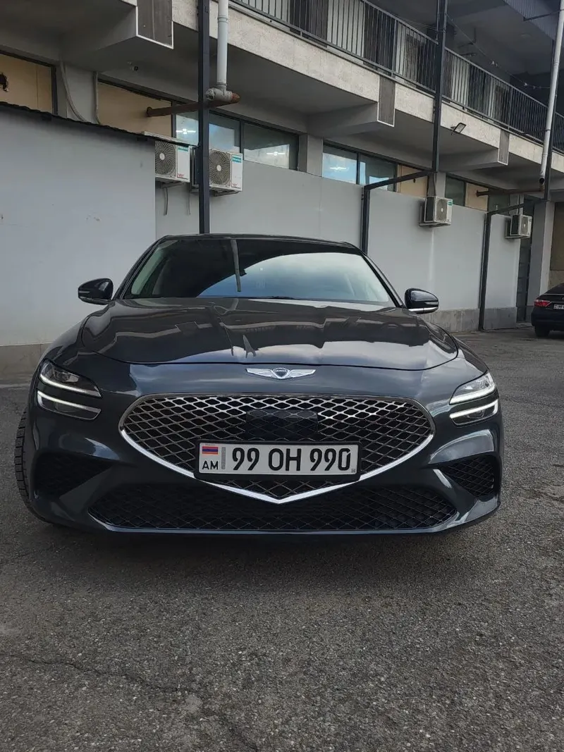 GENESIS G70