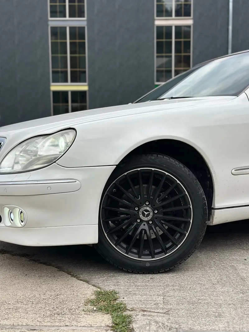 Mersedes-Benz W220 S320