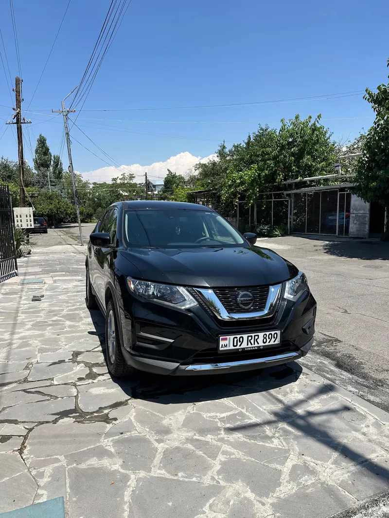 Nissan Rouge