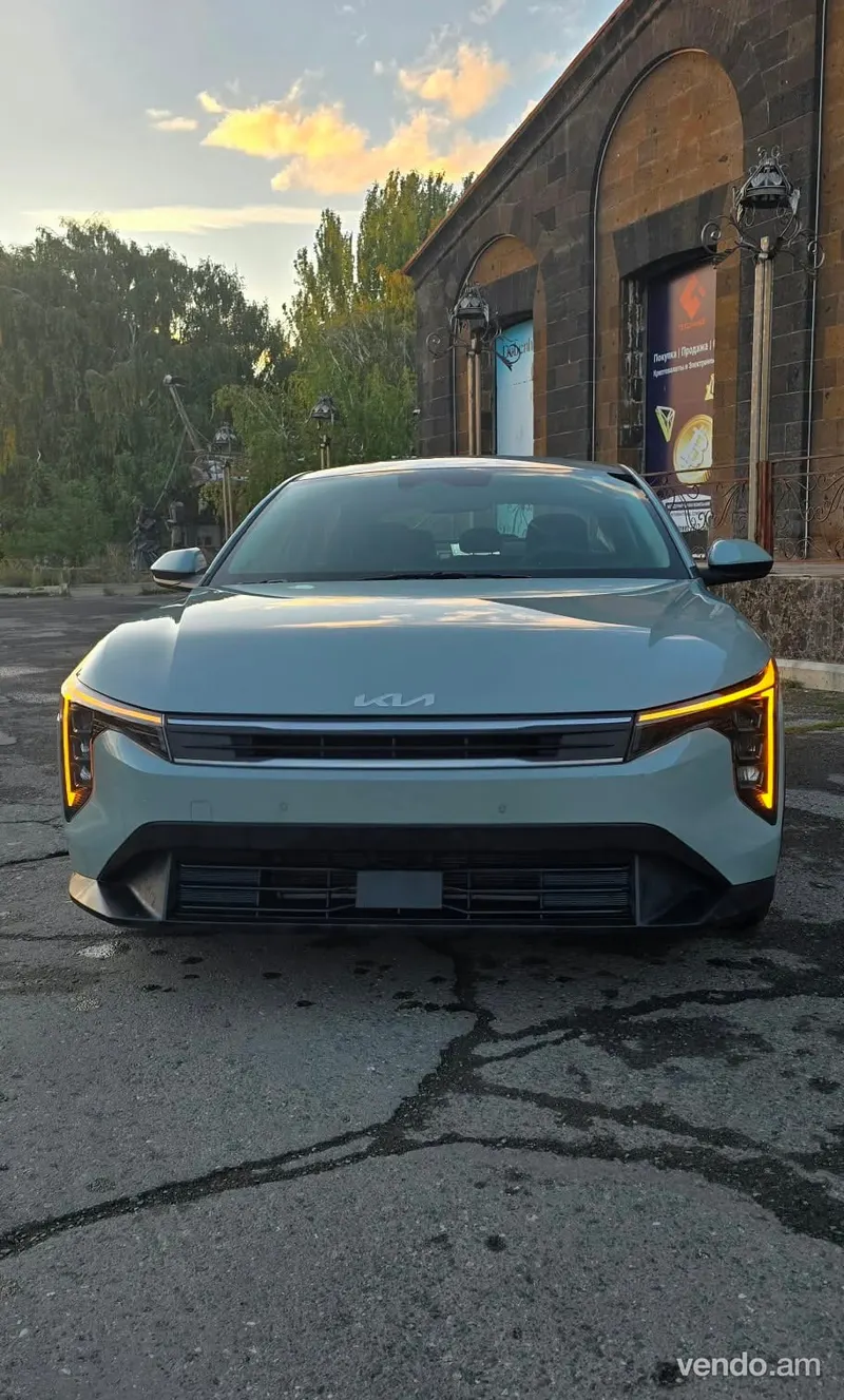 KIA K4 2024